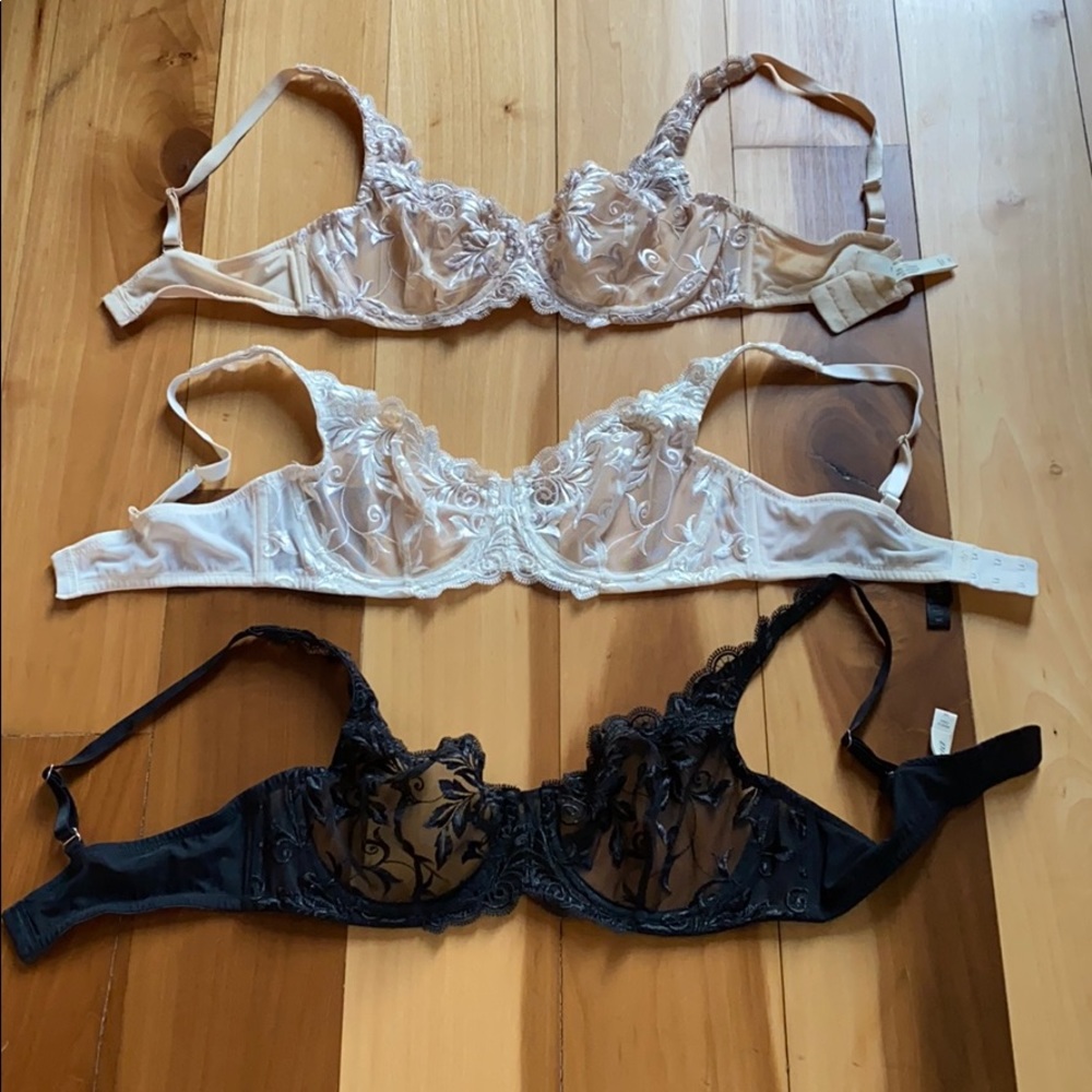 Soma bras. SOLD!